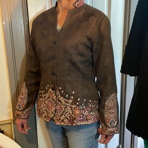 Gorgeous tweed type fabric needle point stitching clean smoke free home